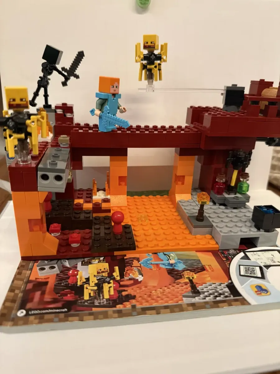 LEGO Minecraft — A Ponte do Blaze #21154
