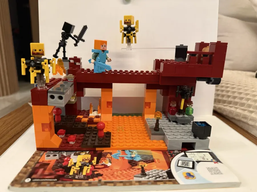 LEGO Minecraft — A Ponte do Blaze #21154