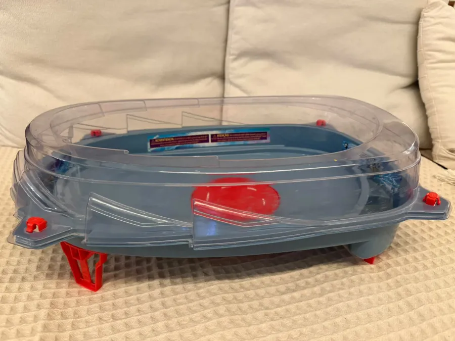 Coleção Beyblade Burst — ~34 Piões + Arena + Lançadores (pronta pra jogar)