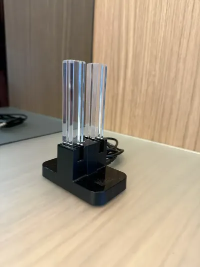 Suporte com Cabo USB para Joy-Con / Nintendo Switch