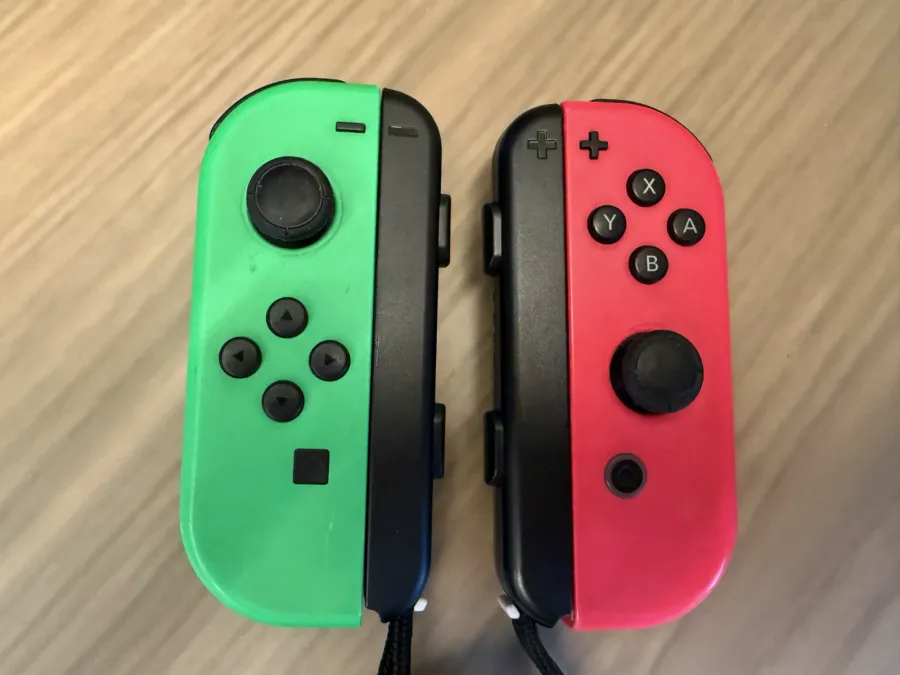 Par de Joy-Con Nintendo Switch — Verde Neon + Rosa Neon
