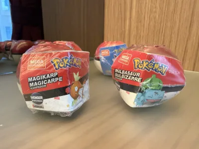 Mega Construx Pokémon — Lote de 4 Poké Balls Lacradas (Magikarp, Bulbasaur, Squirtle, Jigglypuff)