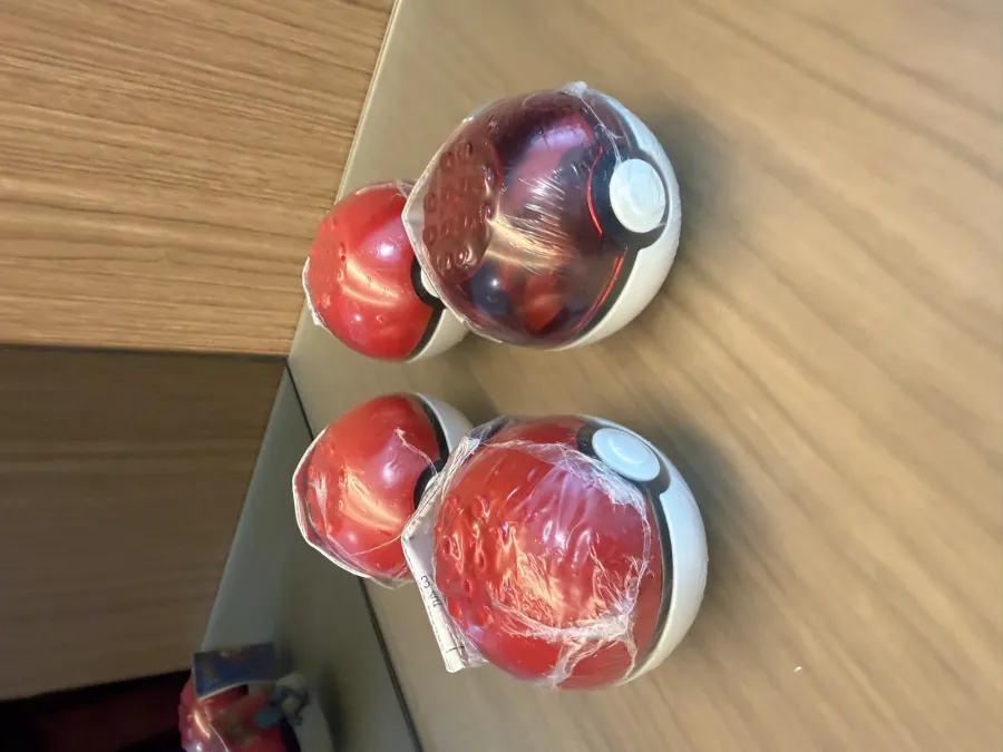 Mega Construx Pokémon — Lote de 4 Poké Balls Lacradas (Magikarp, Bulbasaur, Squirtle, Jigglypuff)