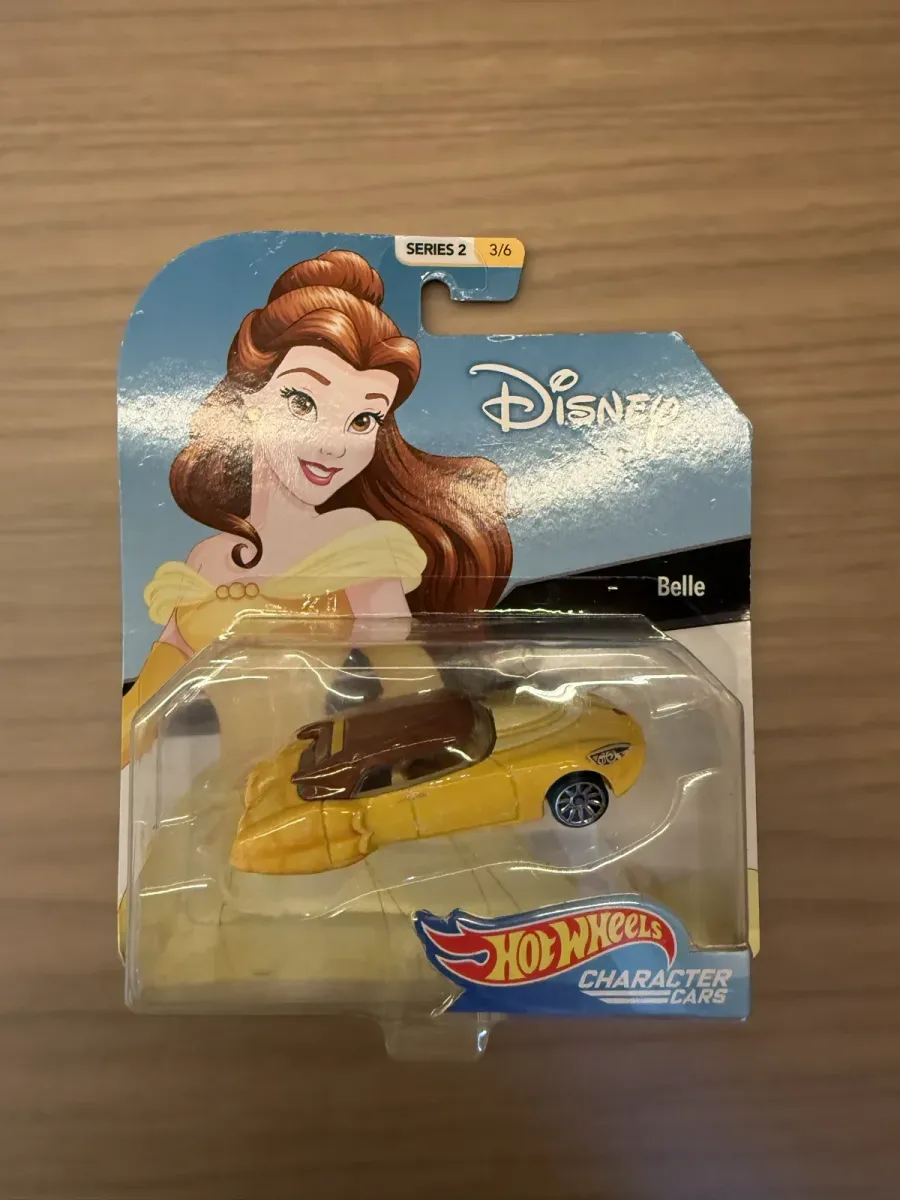 Hot Wheels Character Cars — Belle (A Bela e a Fera) — Lacrado
