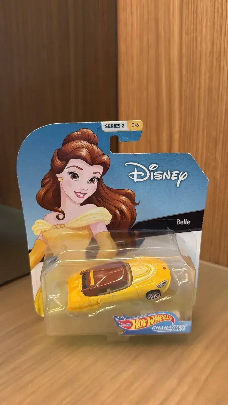 Hot Wheels Character Cars — Belle (A Bela e a Fera) — Lacrado