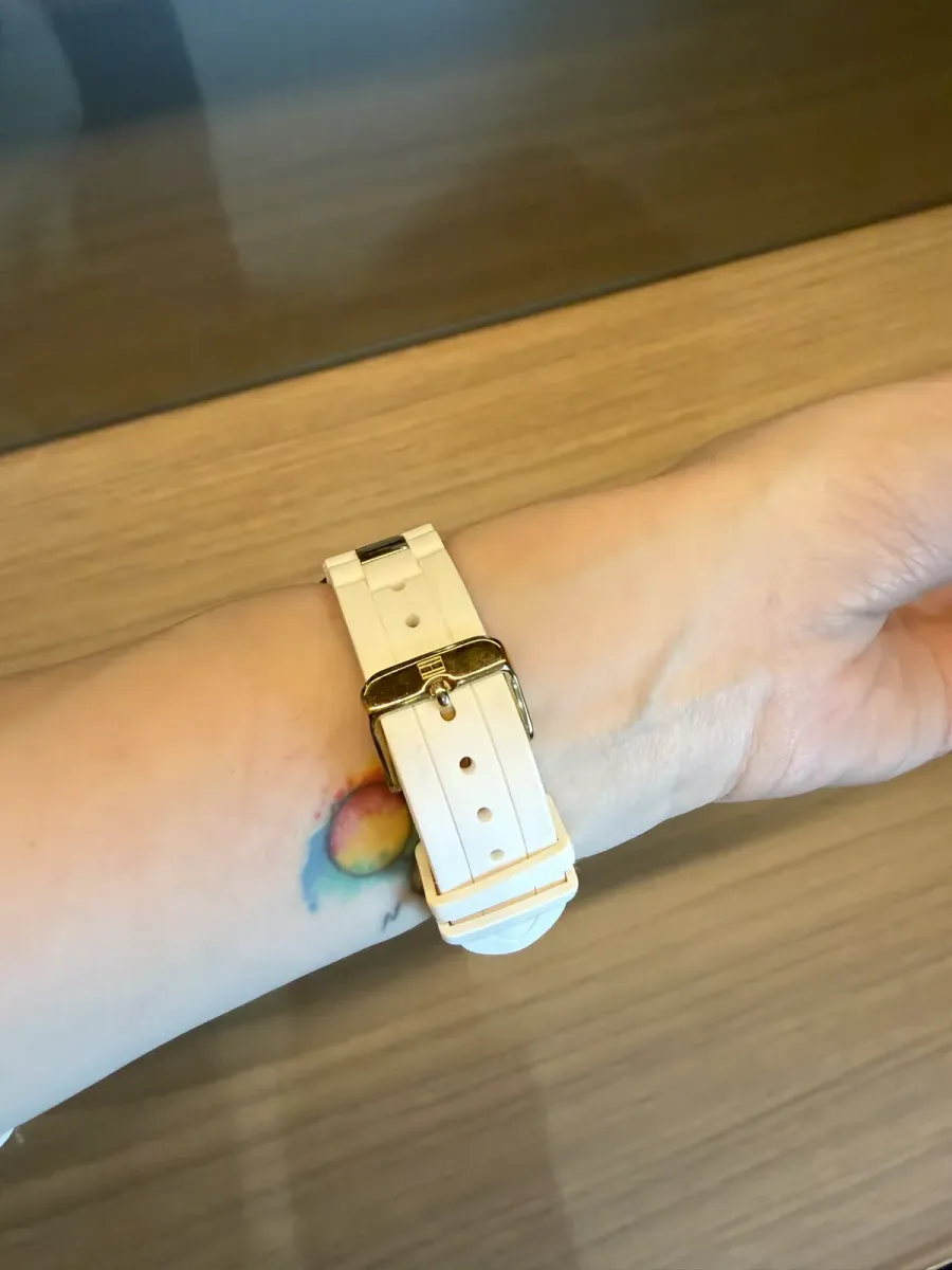 Relógio Tommy Hilfiger Feminino Multifunção Dourado