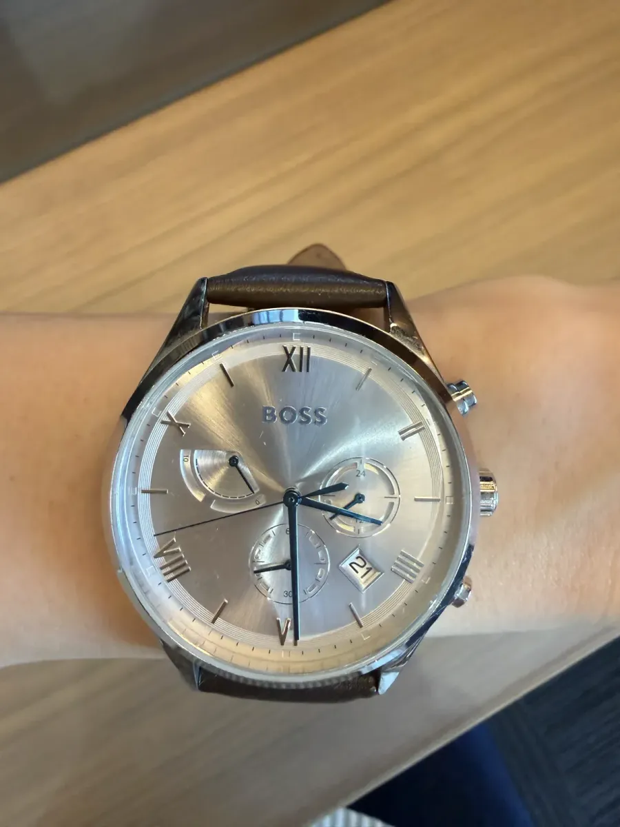 Relógio Hugo BOSS Cronógrafo Prata — Pulseira de Couro Marrom