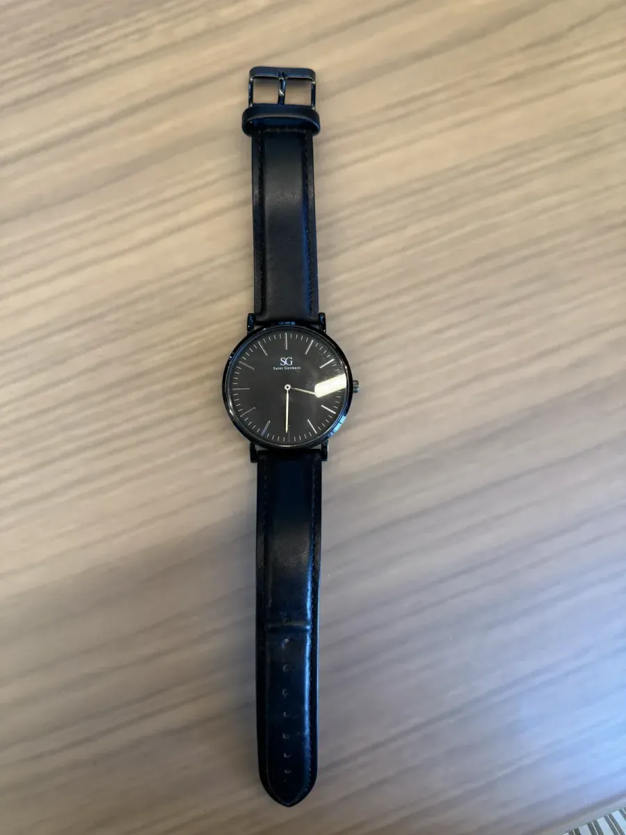 Relógio Saint Germain Preto — Minimalista, Couro Preto