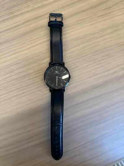 Relógio Saint Germain Preto — Minimalista, Couro Preto