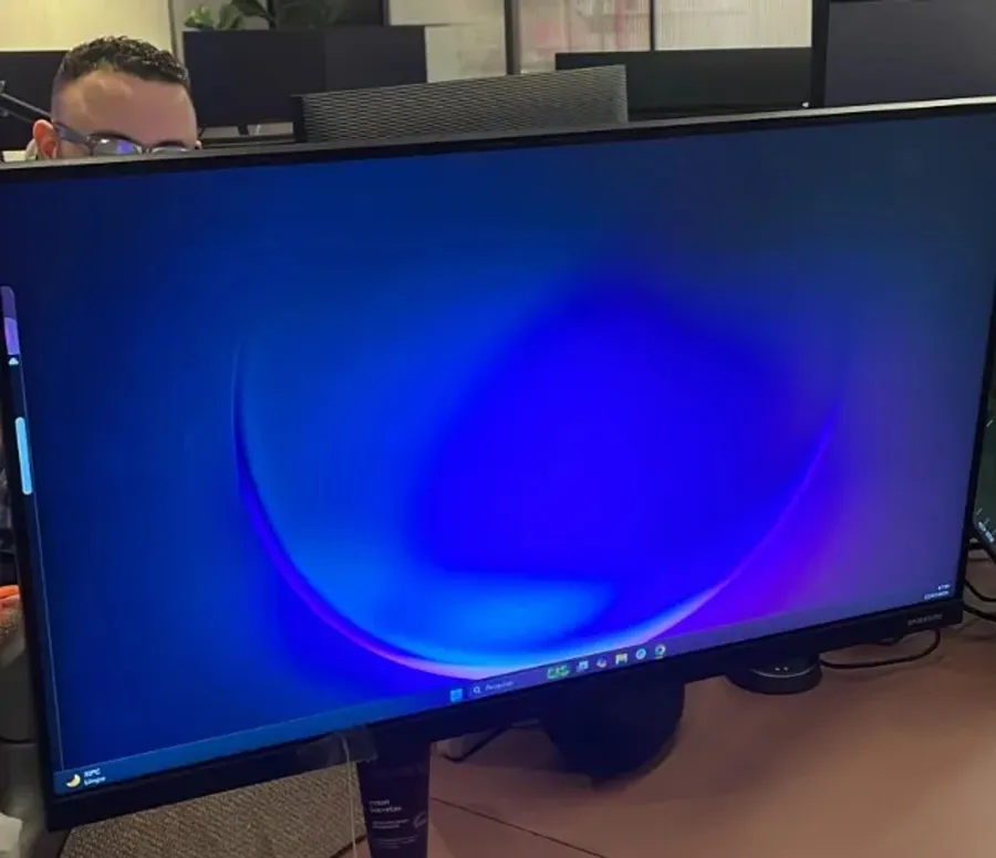Monitor Gamer Samsung 24" FHD 75Hz HDMI VGA Freesync Preto Série T350