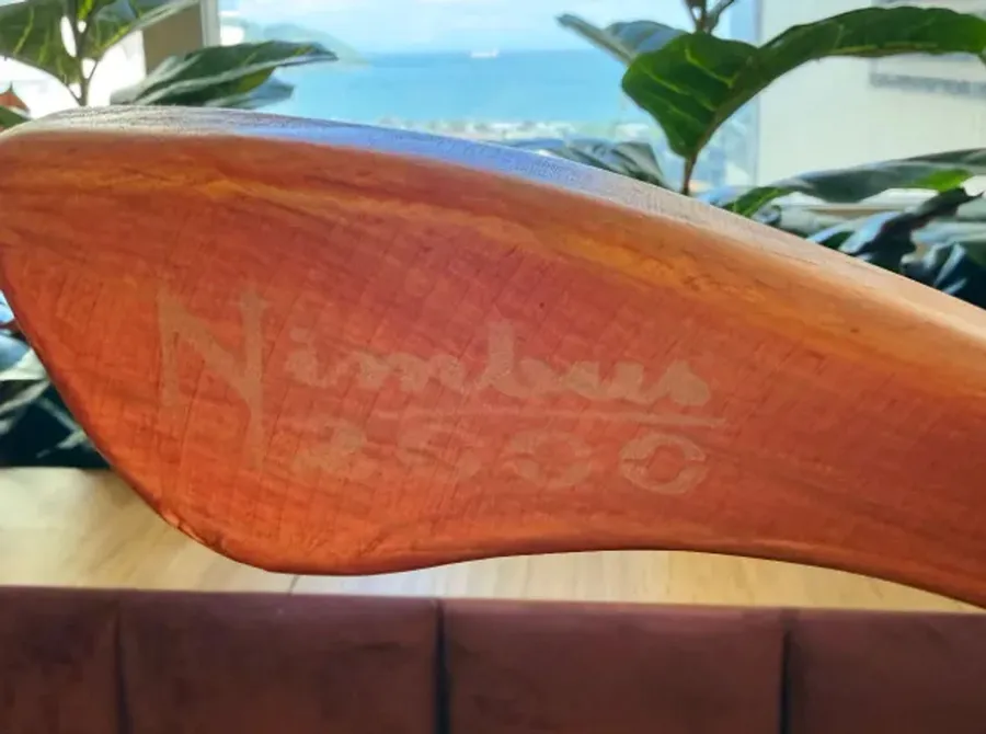 Vassoura Nimbus 2000 Harry Potter Quadribol 81cm Decorativa Marrom