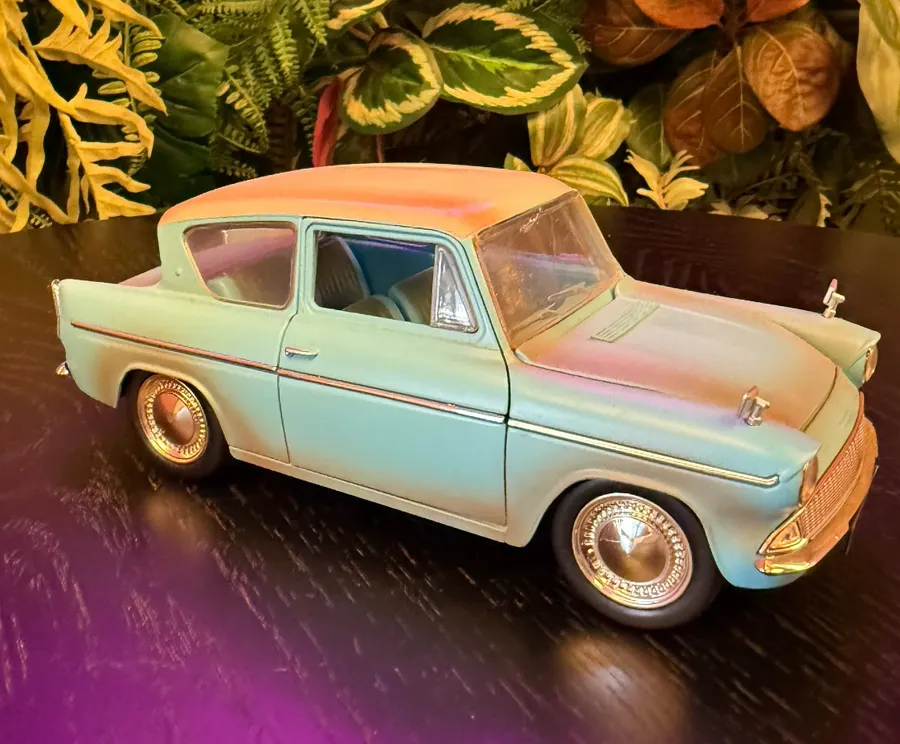 Miniatura Ford Anglia 1959 1:24 — Harry Potter (Jada Toys 31127)