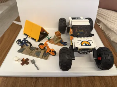 LEGO City — Aventuras Off-Road 4x4 #60387